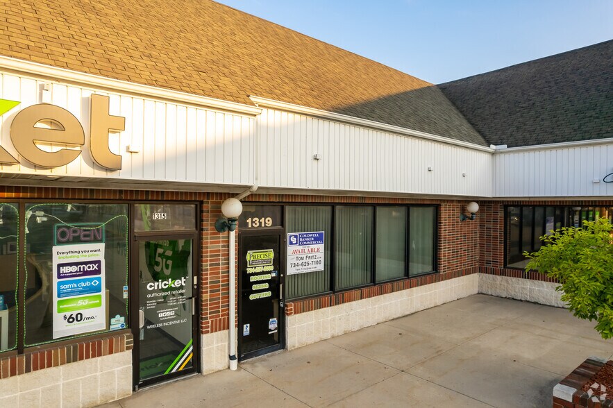 More Photos Of 1261-1293 N Telegraph Rd, Monroe Unknown For Lease