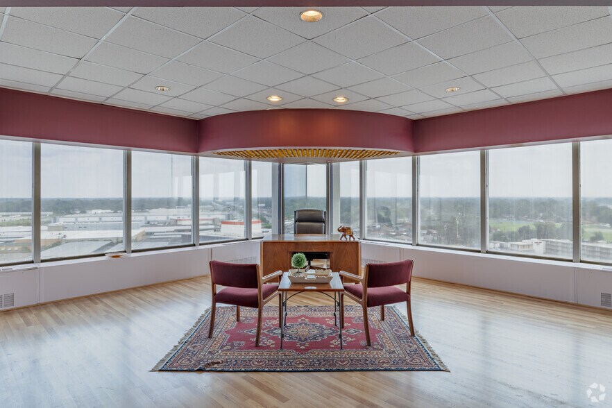 More Photos Of 15565 Northland Dr, Southfield Unknown For Sale