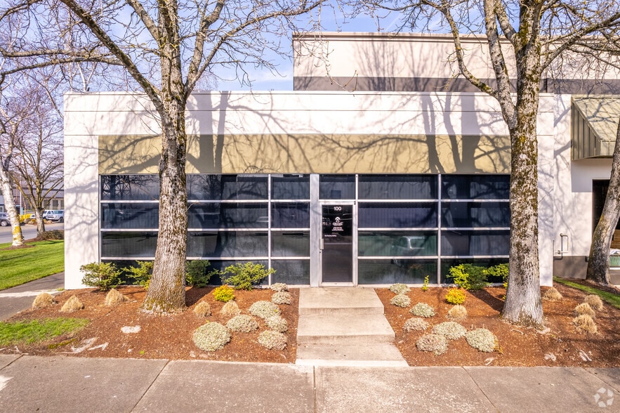 More Photos Of 2119 SE Columbia Way, Vancouver Unknown For Lease