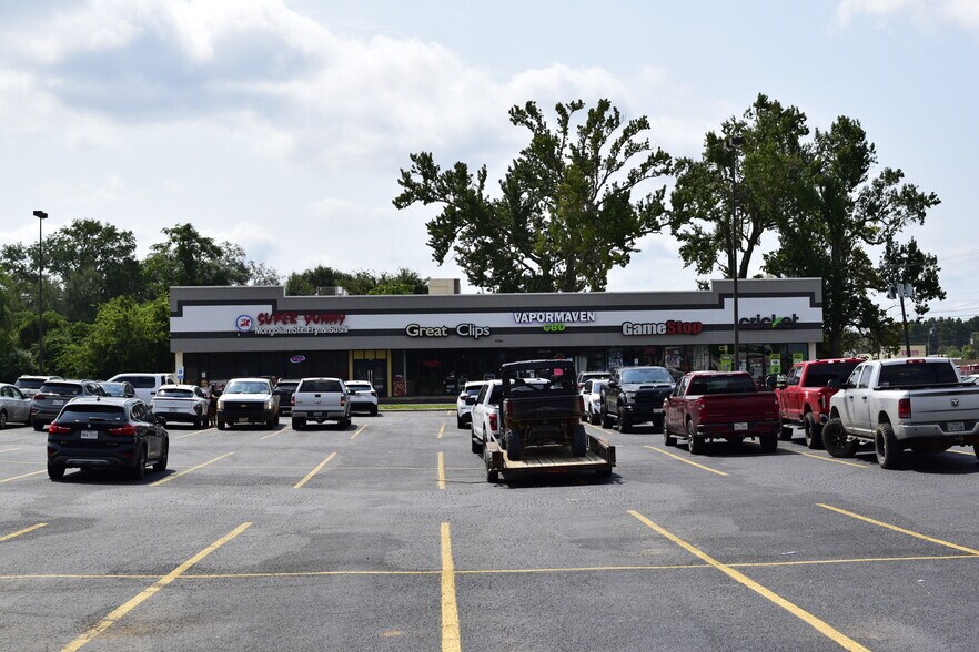 More Photos Of 4604 North St, Nacogdoches Storefront For Lease