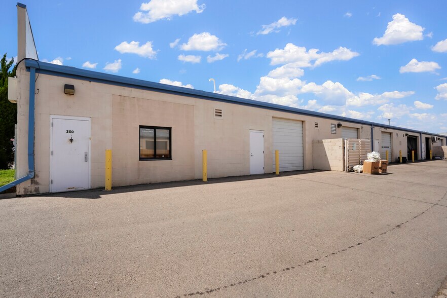 More Photos Of 350-366 Norfolk St, Aurora Light Manufacturing For Sale