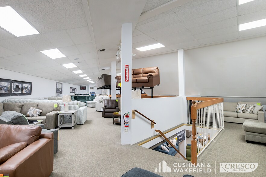 More Photos Of 10414 Ravenna Rd, Twinsburg Freestanding For Sale