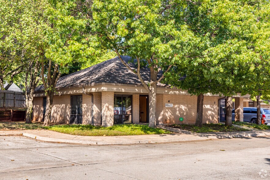 Primary Photo Of 2932 NW 122nd St, Oklahoma City Office For Sale