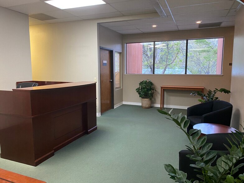 More Photos Of 706-724 5th St, Davis Office For Lease