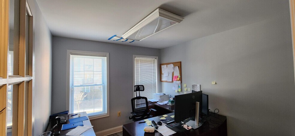 More Photos Of 10395 Democracy Ln, Fairfax Office For Sale