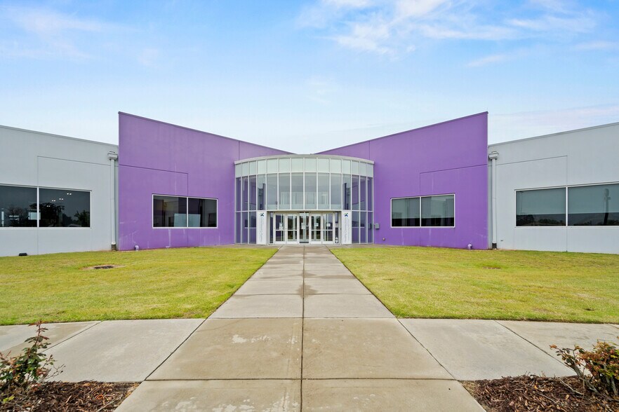 Primary Photo Of 2701 Alex Lee Blvd, Florence Office For Lease