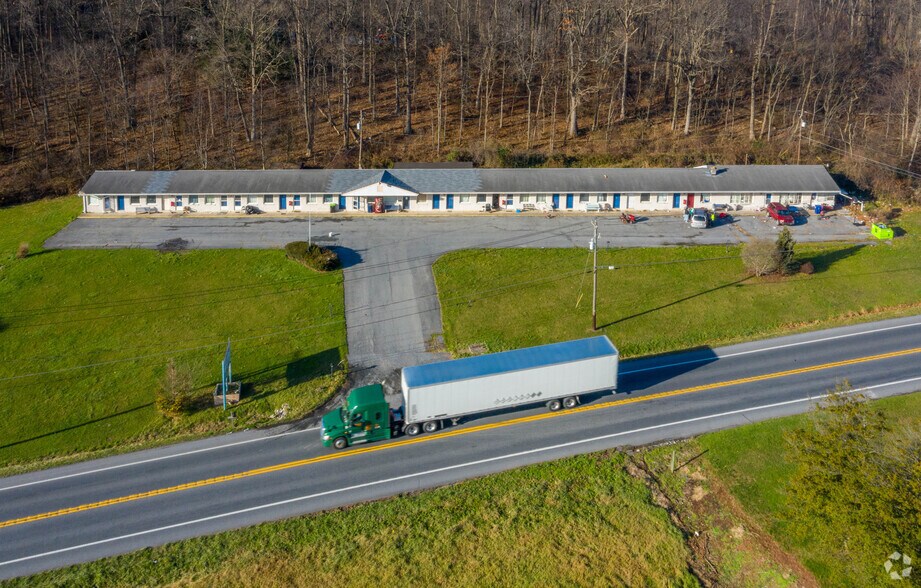 More Photos Of 4221 Stiegel Pike, Newmanstown Hotel For Sale