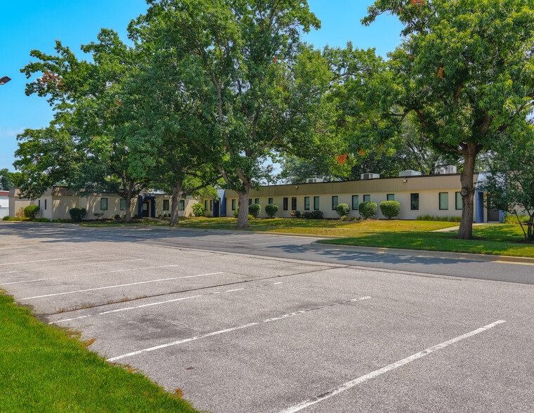 More Photos Of , Laurel Office For Sale