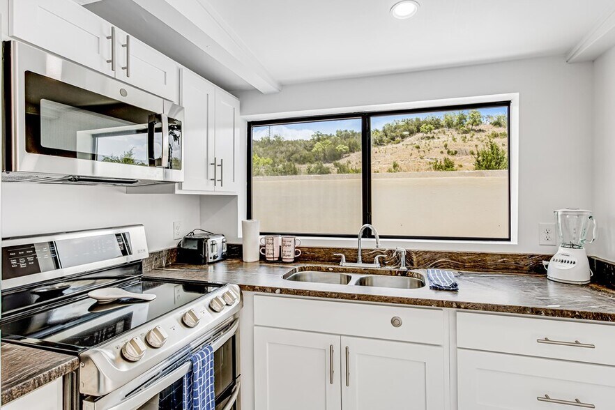 More Photos Of 2565 N State Highway 16, Fredericksburg Specialty For Sale