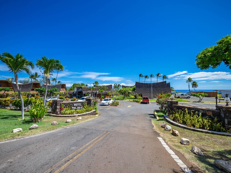 More Photos Of 1300 Kamehameha V Hwy, Kaunakakai Hotel For Sale