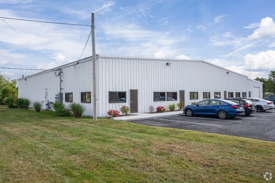 More Photos Of 53 Portside Dr, Bourne Unknown For Lease