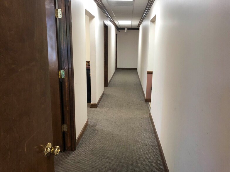 More Photos Of 1514 Mathis Ferry Rd, Mount Pleasant Unknown For Sale