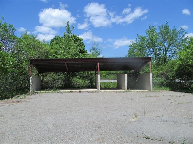 More Photos Of 50 Woodstock Rd, White River Junction Auto Repair For Sale