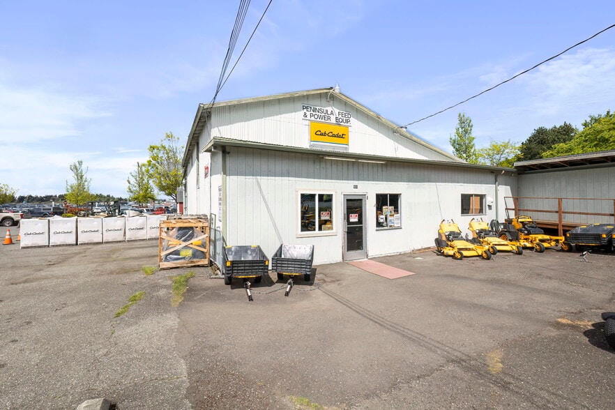 More Photos Of 901 Bay St, Port Orchard Storefront For Sale