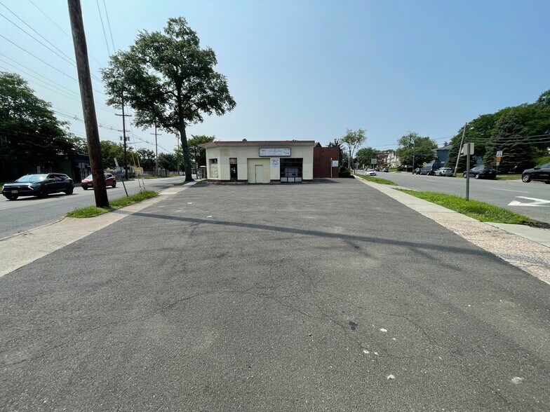 Primary Photo Of 755 Main St, Hackensack Storefront Retail Office For Sale