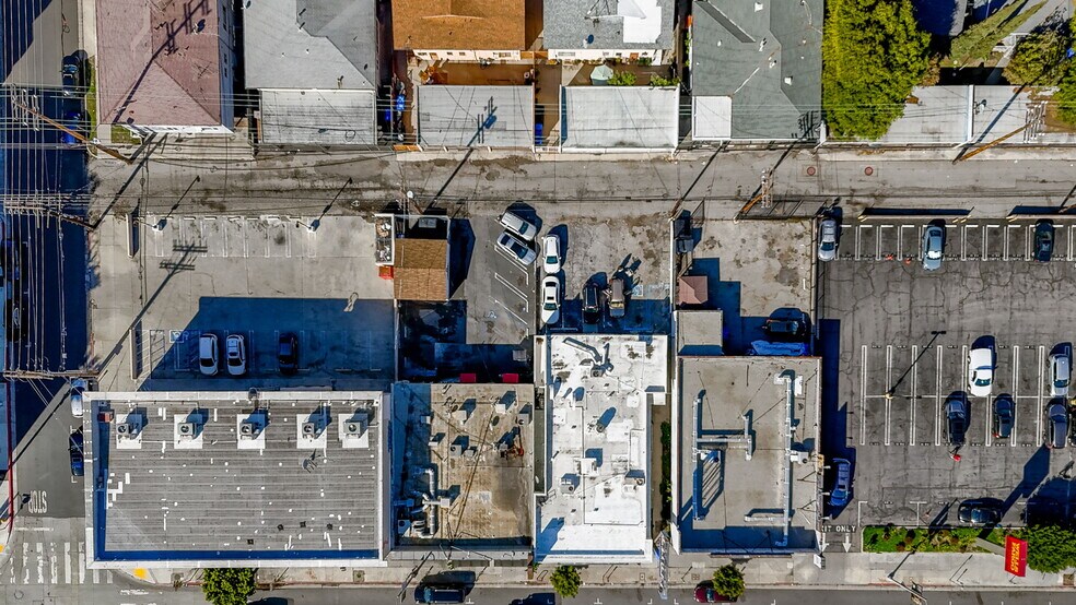 More Photos Of 109-111 N Fairfax Ave, Los Angeles Storefront For Sale