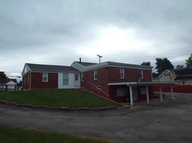 More Photos Of 1111 N Main St, Bellefontaine Office For Sale