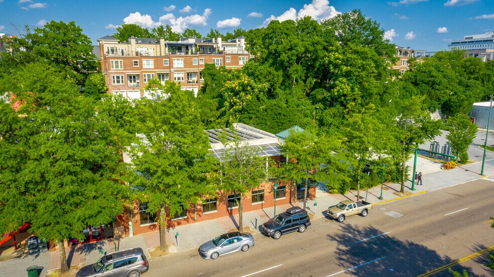 More Photos Of 212 Market St, Chattanooga Restaurant For Sale