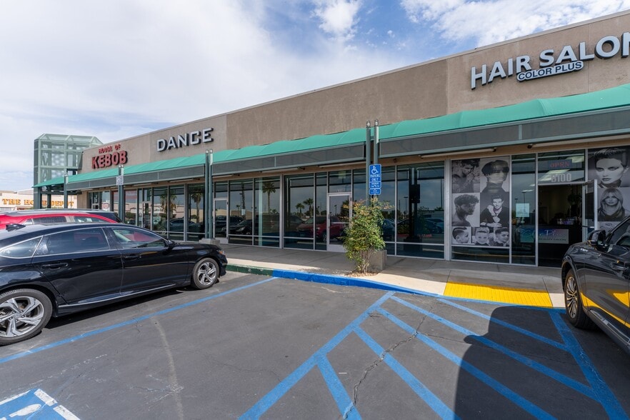 More Photos Of 330 W Rancho Vista Blvd, Palmdale Unknown For Lease