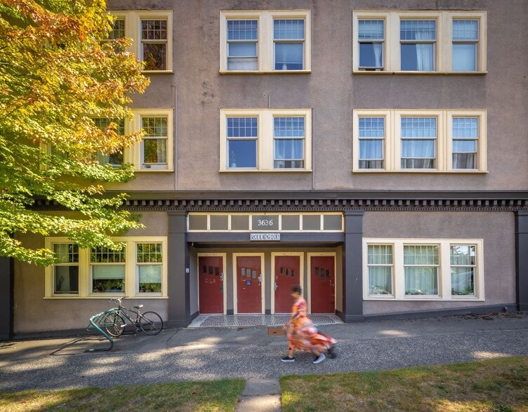 More Photos Of 3636 Fraser St, Vancouver Apartments For Sale