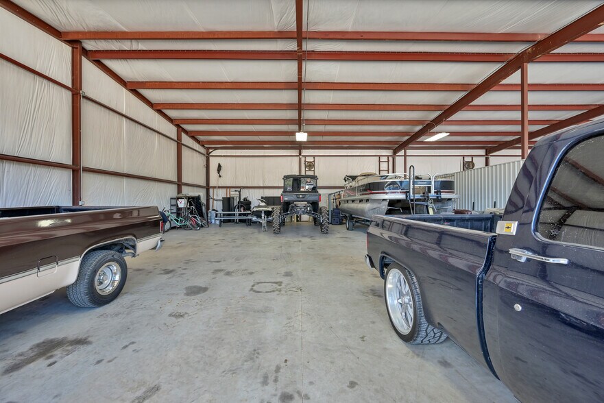 More Photos Of 15513 Capitol Hill Rd, Montgomery Service For Sale