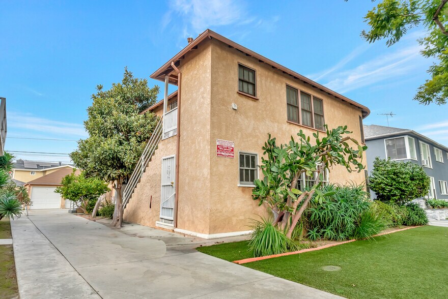 More Photos Of 3725 S Victoria Ave, Los Angeles Multifamily For Sale