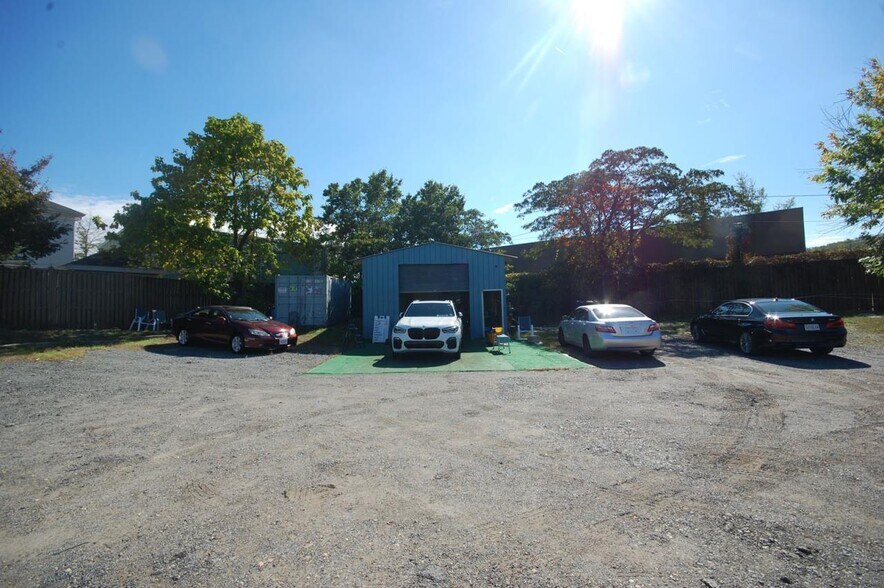 More Photos Of 17935 S Main St, Dumfries Freestanding For Sale