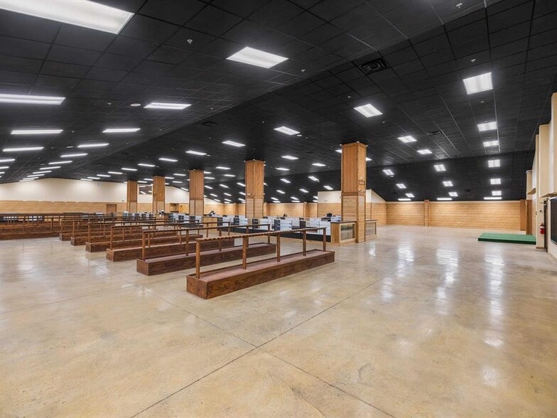 More Photos Of 6976 W Louisville Ln, Owensboro Light Manufacturing For Sale