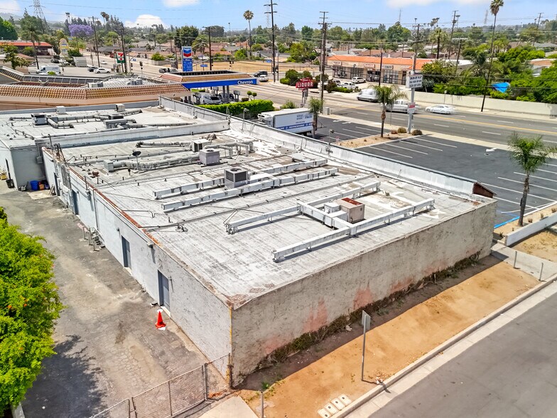 More Photos Of 472-484 S Citrus Ave, Azusa Freestanding For Lease