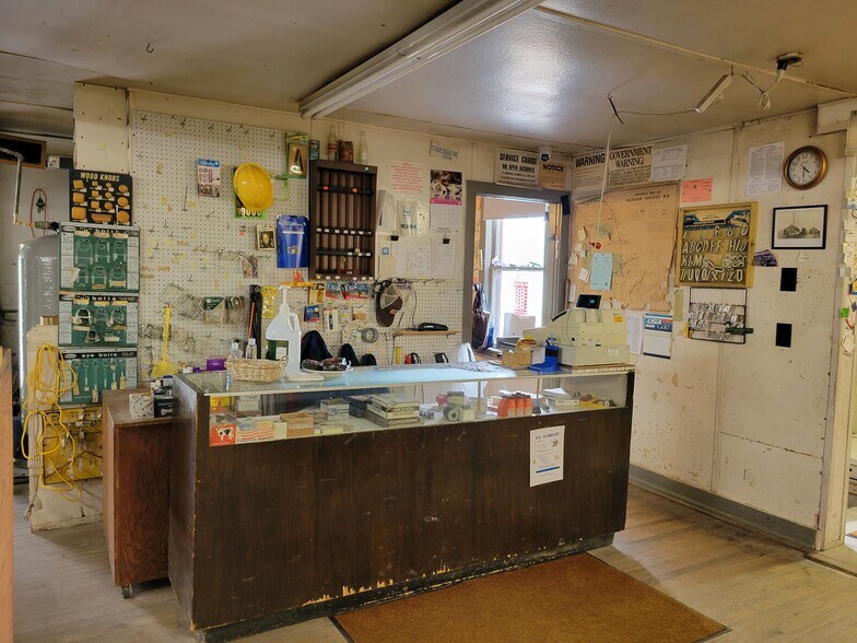 More Photos Of 8955 Swamp Rd, Waterville Restaurant For Sale