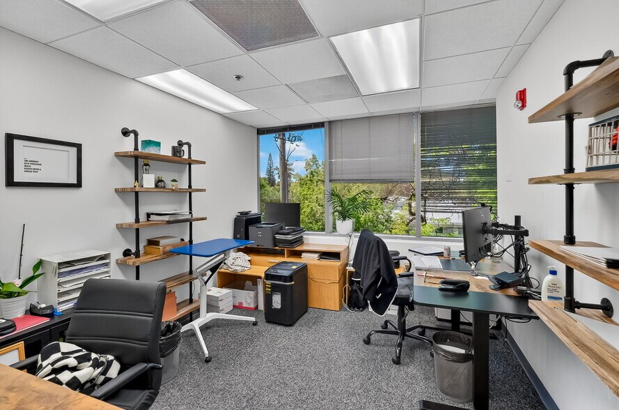 More Photos Of 2121 SW 3rd Ave, Miami Office For Lease