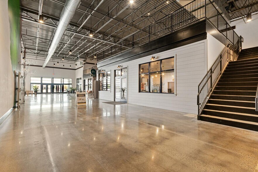 More Photos Of 1800 Plover Rd, Plover Unknown For Lease