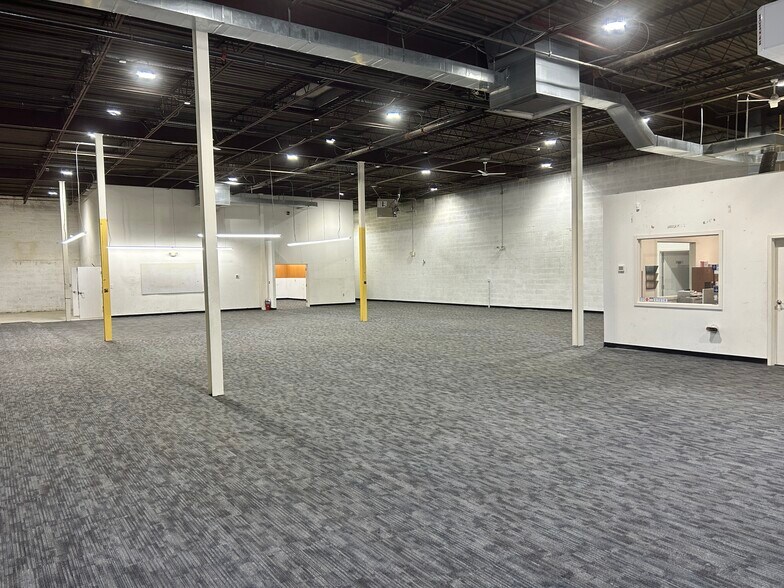 More Photos Of 5209 Holland Dr, Beltsville Warehouse For Sale