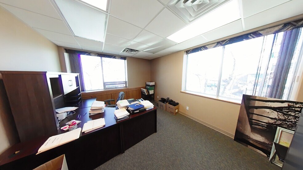 More Photos Of 4815 50 Av, Red Deer Office For Lease