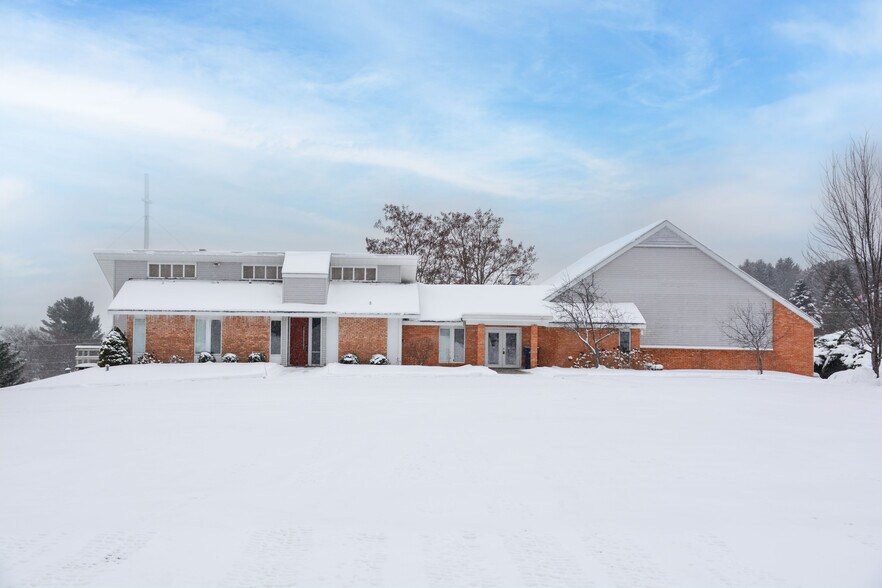 More Photos Of 4050 Barnes Rd, Traverse City Religious Facility For Sale