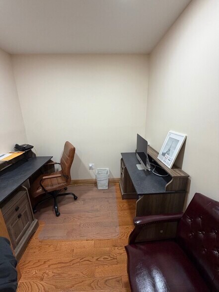 More Photos Of 9003 5th Ave, Brooklyn Coworking Space