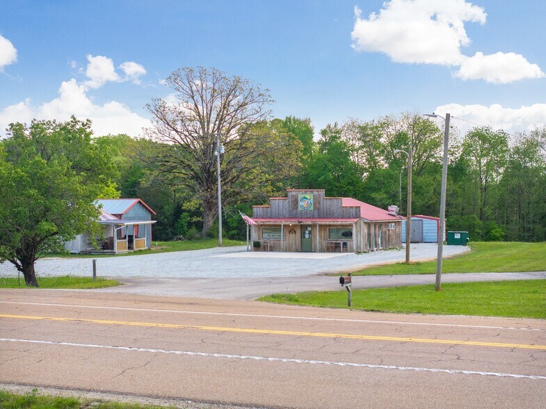 More Photos Of 2598 Tennessee Ave N, Parsons Storefront For Sale