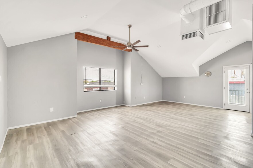 More Photos Of 517 S Lebaron St, Mesa Warehouse For Lease