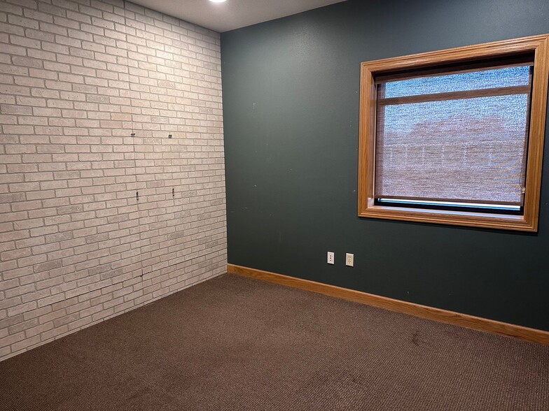 More Photos Of 23823-23865 67th Ave, Saint Cloud Light Distribution For Sale