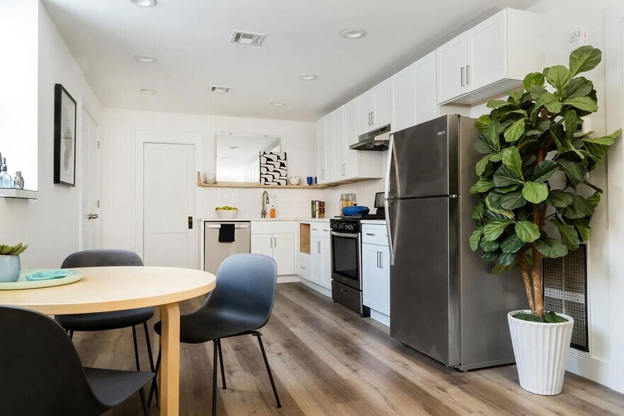 More Photos Of 514 State St, Hudson Apartments For Sale