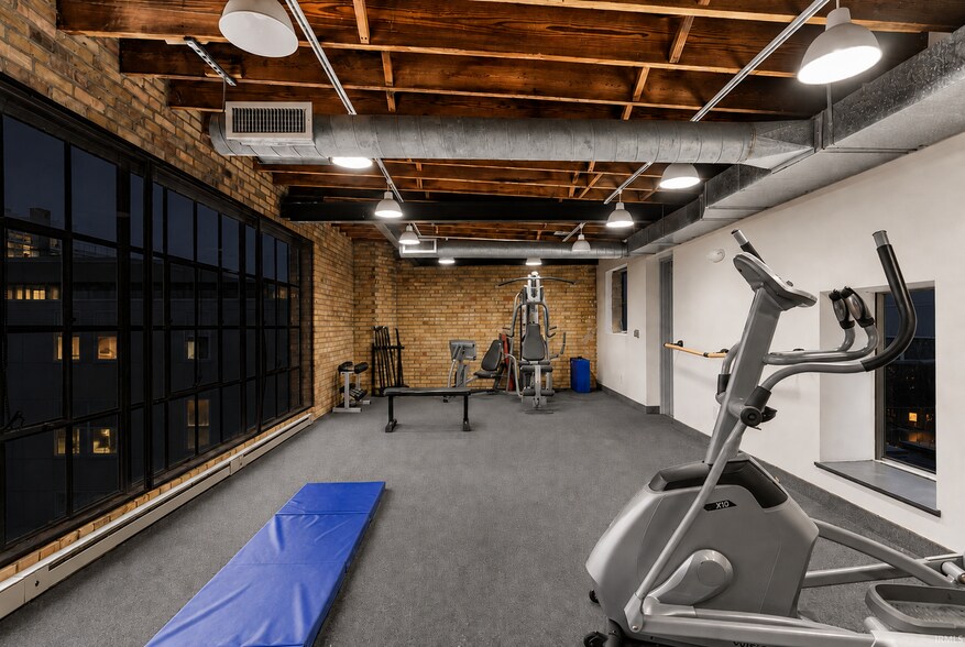 More Photos Of 111 W Wayne St, Fort Wayne Apartments For Sale