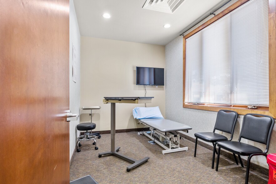 More Photos Of 7251 W 20th St, Greeley Medical For Sale