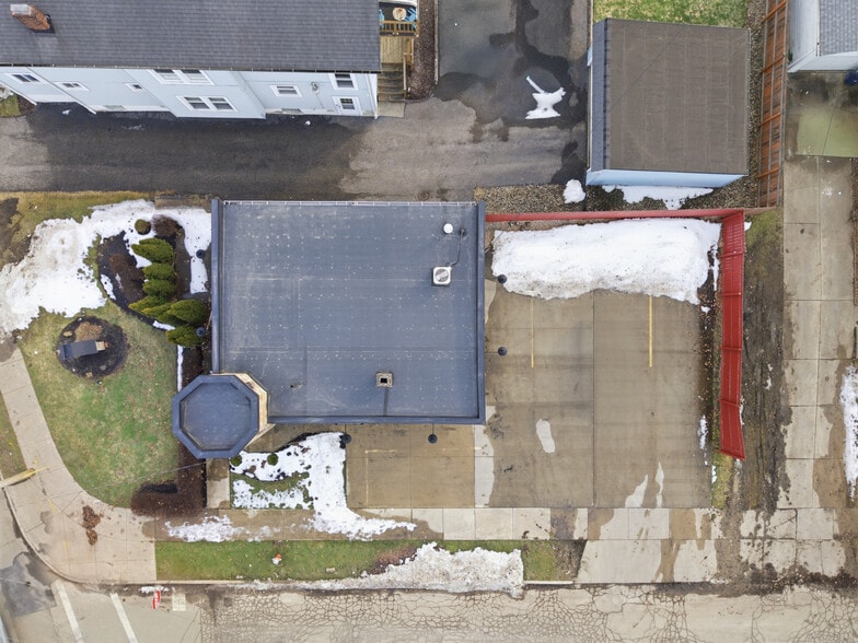 More Photos Of 2860 Noble Rd, Cleveland Office For Sale