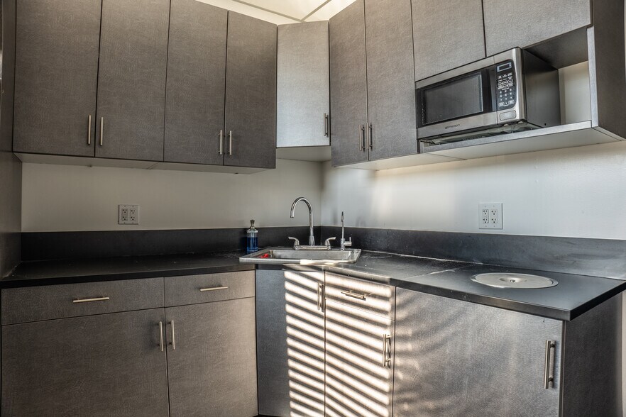 More Photos Of 6 Stony Hill Rd, Bethel Medical For Lease