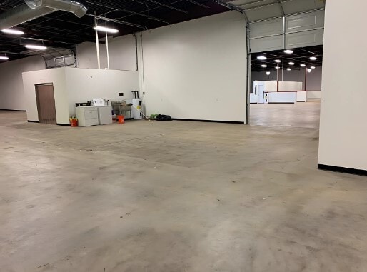 More Photos Of 6204 N Summit St, Toledo Unknown For Lease