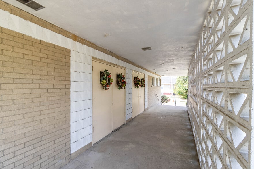 More Photos Of 1515 Section Rd, Cincinnati Religious Facility For Sale