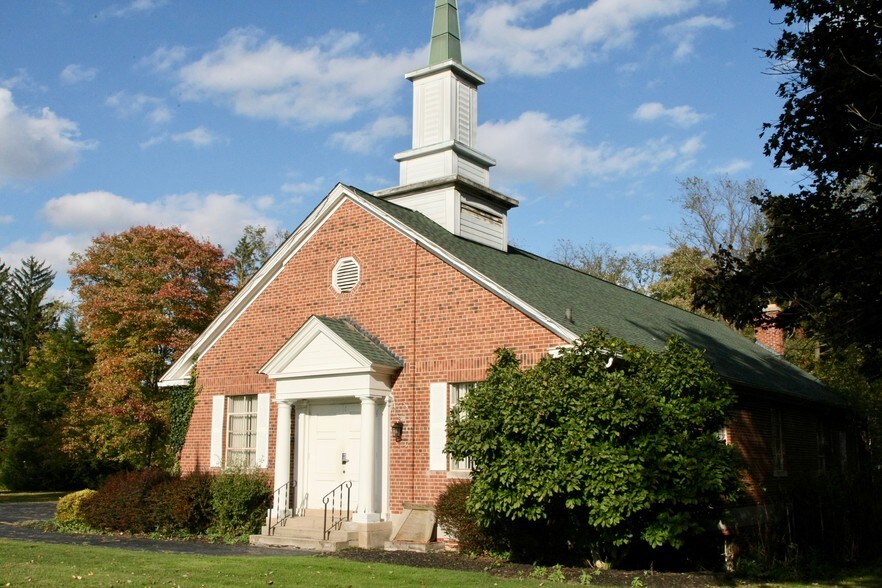 More Photos Of 10909 Chippewa Rd, Brecksville Religious Facility For Sale
