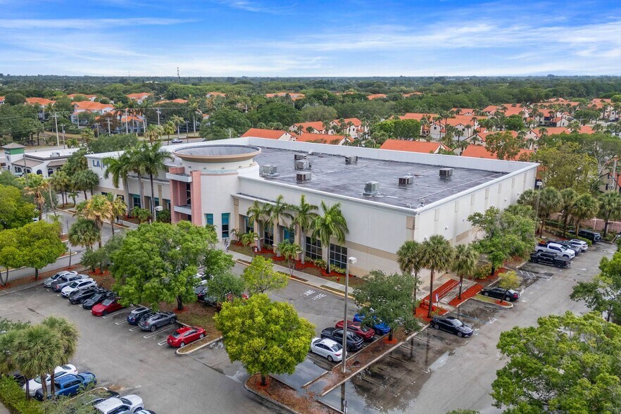More Photos Of 2290 N Congress Ave, Boynton Beach Health Club For Sale