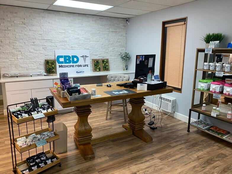 More Photos Of 19635 SW Tualatin Valley Hwy, Beaverton Medical For Sale