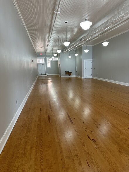 More Photos Of , Clinton General Retail For Sale